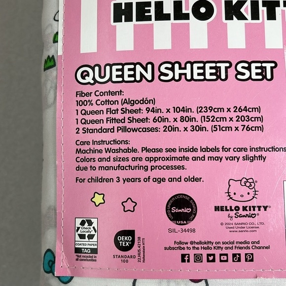 🆕 Hello Kitty Queen Sheet Set Cotton Bows Mushrooms Flowers Pink and White - Picture 3 of 3